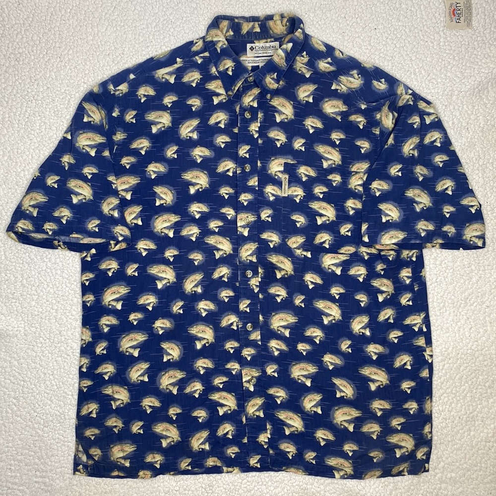 Columbia Rainbow Trout AOP Short Sleeve Button Up Shirt: Size Large
